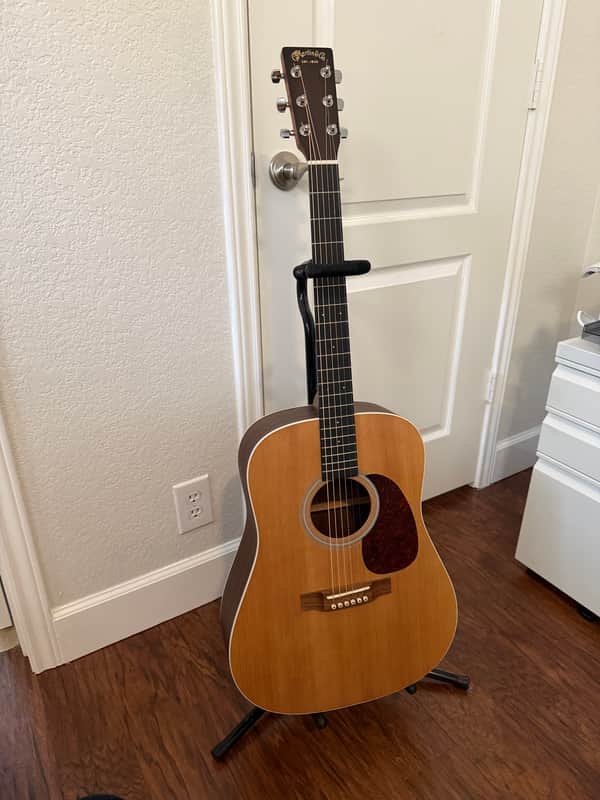 Martin Custom Dreadnought - Excellent condition - Sitka Spruce Top and Indian Rosewood side and back! Mint! image 1
