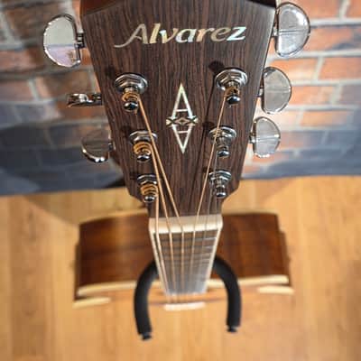 Alvarez ABT60ESHB Artist Series Baritone Shadowburst w/ Electronics & Original Gig Bag image 4