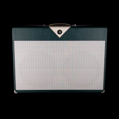 Pre Owned 2007 Divided By 13 FTR37 Green/Cream Guitar Amp Head And 2x12" Cab with Footswitch and Covers image 9