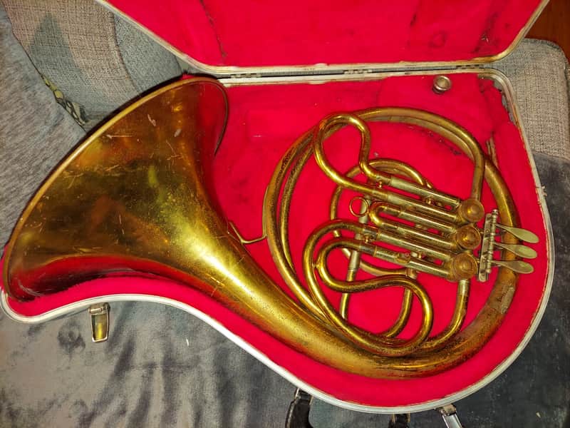Robert Martel Single French Horn, Italy, with case and mouthpiece image 1