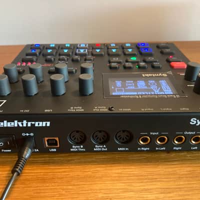 Elektron Syntakt 12 Track Drum Computer & Synthesizer 2022- Present - Black image 4