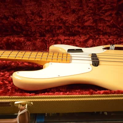 Mint Fender American Vintage II 1954 Precision Bass Vintage Blonde Maple Fingerboard image 10