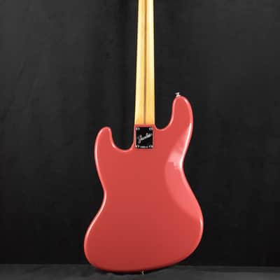 Mint Fender American Professional Classic Jazz Bass Faded Dakota Red Maple Fingerboard image 8