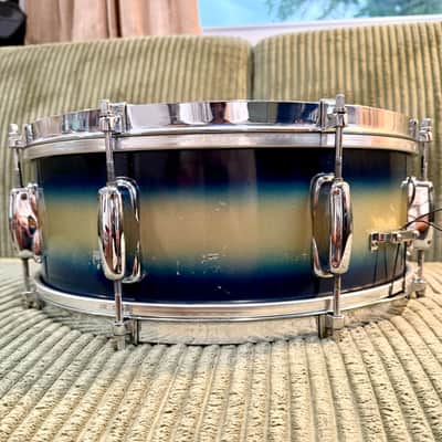 Vintage 1958 Slingerland Radio King Student Model 5.5x14 8-Lug Snare — Blue/Silver Duco — Dated Shell, New Evans Heads (Video Demo) image 6