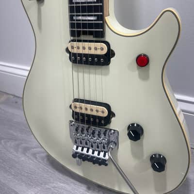 EVH MIJ Series EVH Signature Wolfgang 2023 - Present - Ivory image 2