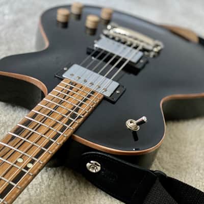 Forshage Single Cut Style - Piano Black with Pale Moon Ebony Board, Flame Maple Binding image 1