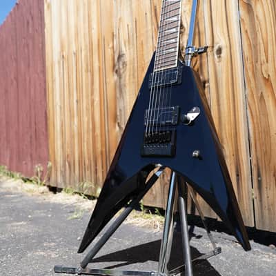 ESP LTD ARROW-1007 Baritone Evertune Black 7-String Electric Guitar image 2