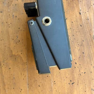 Boss MT-2 Metal Zone (Silver Label) 1991 - Present - Black electric guitar metal distortion effect pedal image 9