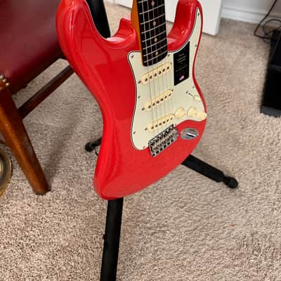 Fender American Vintage II '61 Stratocaster 2022 - Fiesta Red image 2
