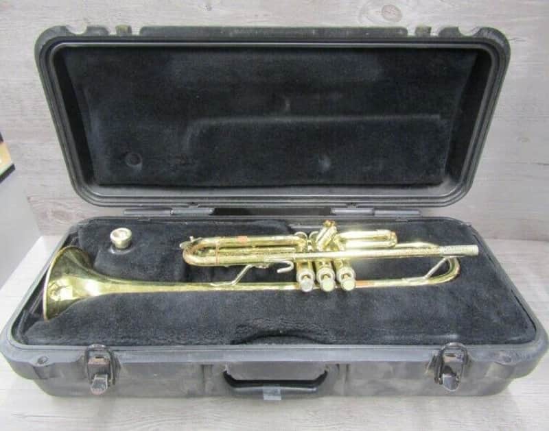 Bach TR300 Trumpet, USA, w/ Case & Bach 7C Mouthpiece, Good Condition image 1