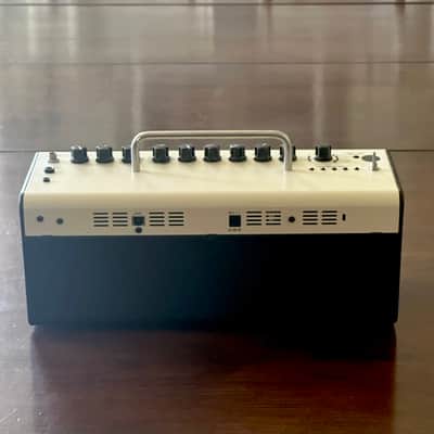 YAMAHA THR10  V.2 image 3