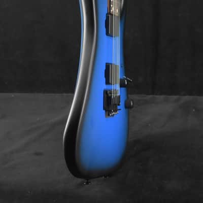 Tom Anderson Angel Player Satin Voodoo Blue to Black Burst SCRATCH & DENT Bild 5