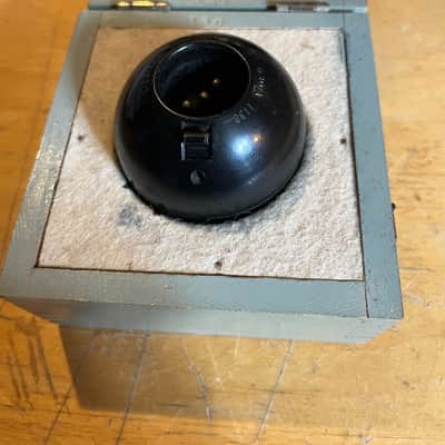 STC 4021C Ball and bisquit Mic image 2