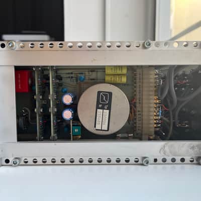 Vintage studio amplifiers LAWO and Delta in 19" rack image 9