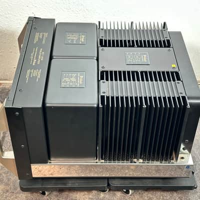 McIntosh MC1.2KW 1200 Watt Monoblock Power Amplifier - Single image 8