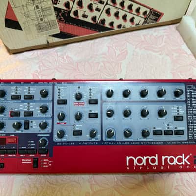 Nord 2X Rack 20-Voice Rackmount Virtual Analog Lead Synthesizer 2003 - 2014 - Red imagen 2