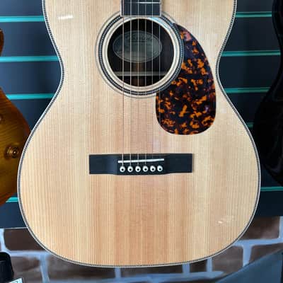 Larrivee 000-44R Legacy Series Natural Gloss 2022 Acoustic Guitar image 4