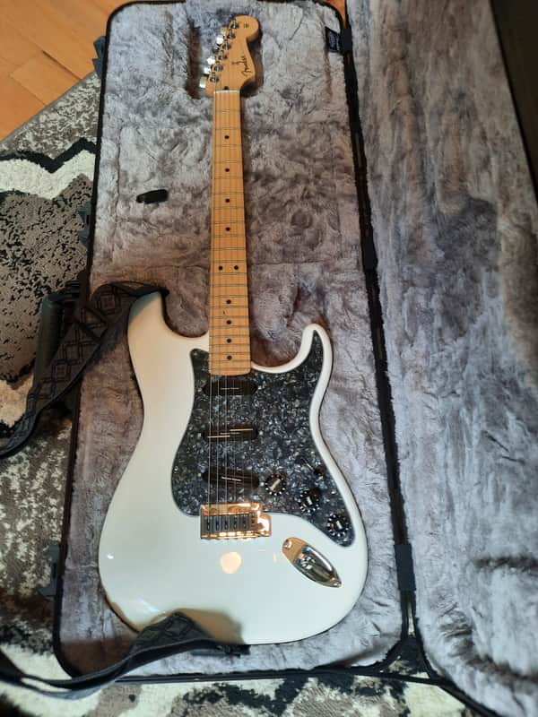 Fender Stratocaster MIM Player Series 2021 Polar White Upgrades Aplenty image 1