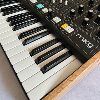 Moog Muse 8-Voice Analog Synthesizer 2024 - Present - Black imagen 3