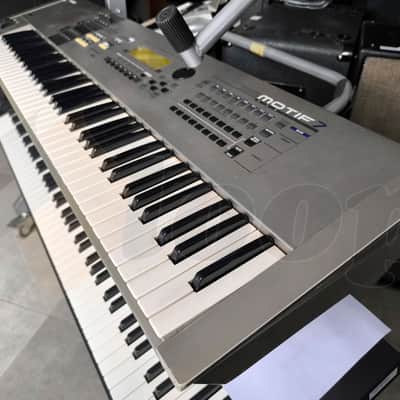 Yamaha MOTIF 7 workstation image 6