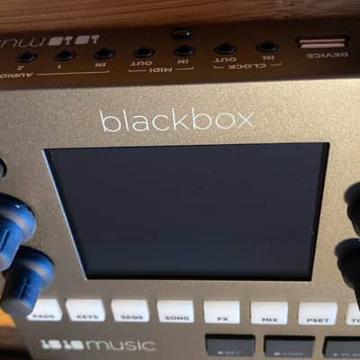 1010music Blackbox Compact Sampling Studio / Sampler Sequencer Synth Mint Condition including SD Card image 7