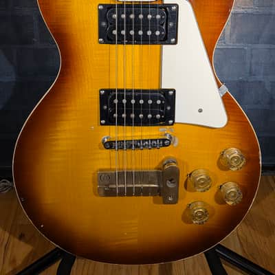Vintage 1970s Jadee LP-Copy Electric Guitar Sunburst image 4