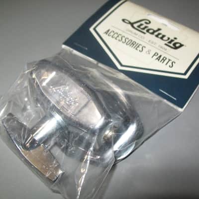 Ludwig P1216D Classic Floor Tom Mount Leg Bracket image 1
