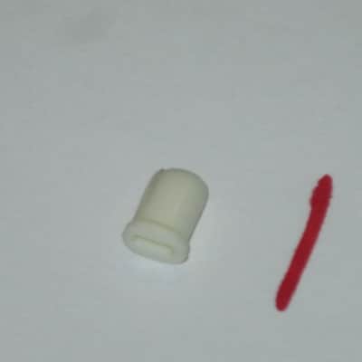 FIVE USED Slider CAPS for GE7 Equalizer or GE7B Bass Equalizer [all caps have visible cracks: 3 caps have hair-line cracks / one cap slightly wider crack(s) / one cap has bigger gap-crack(s)] AS IS & 1 new grommet image 8