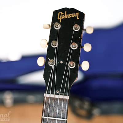 Vintage 1964 Gibson Melody Maker D solidbody electric guitar with case image 12