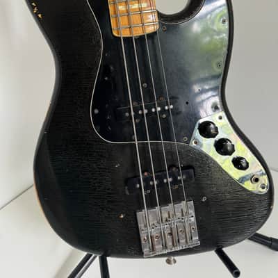 Fender Jazz Bass 3-Bolt with Maple Fretboard 1976 - Black image 3