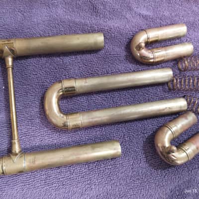 The Martin baritone horn 1940s-1960s - lacquered brass - for parts or repair image 15