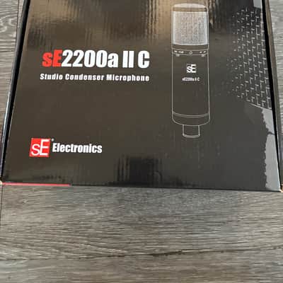 sE Electronics sE2200a II C Large Diaphragm Cardioid Condenser Microphone 2012 - 2017 - Black image 3