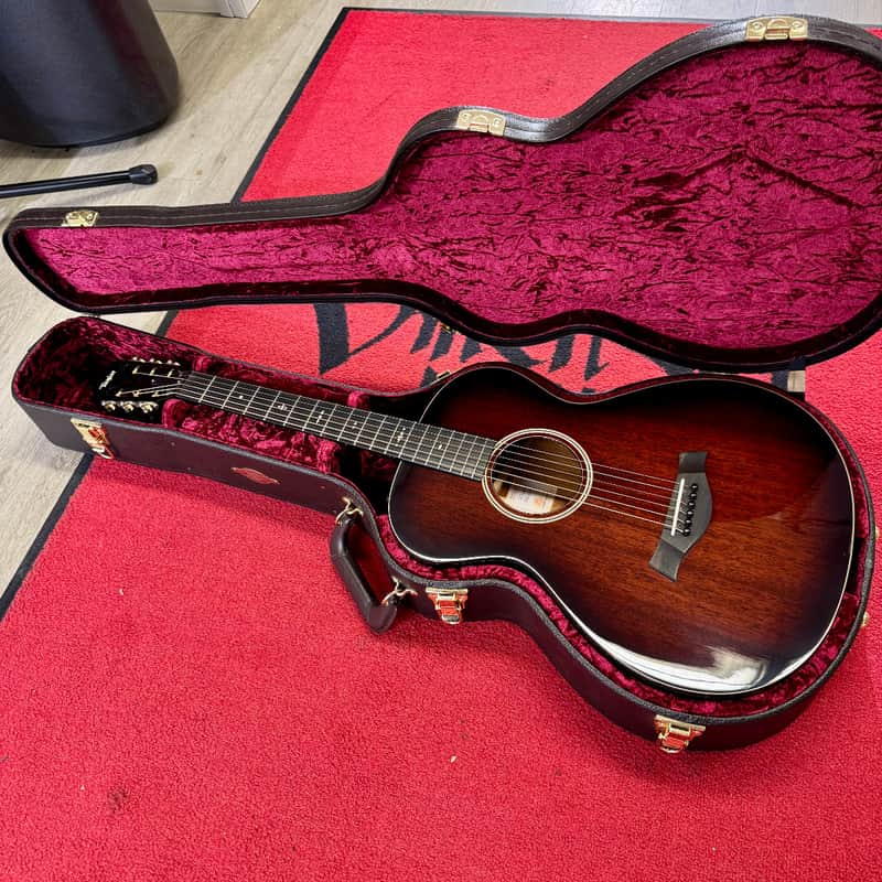 Taylor 522e 12-Fret (***Secondhand***) image 1