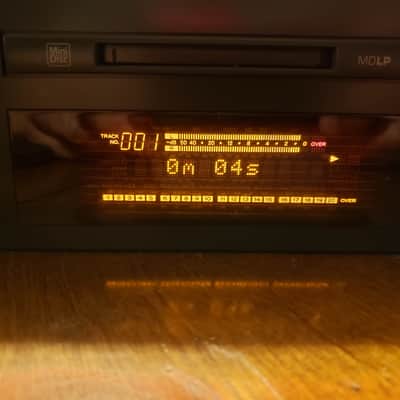 TASCAM MD-350 with 30 DISCS ! image 11