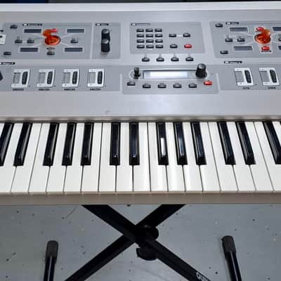 Hartmann Neuron Synthesizer Beautiful Condition image 2