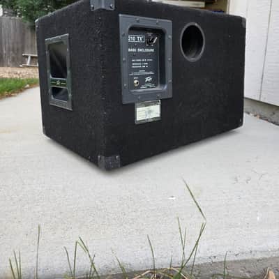 Peavey 210 TX 700-Watt 2x10" Bass Speaker Cabinet (1 of 2) image 3