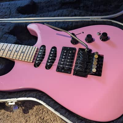 Fender Limited Edition HM Strat reissue 2020 - Flash Pink Hardcase image 7