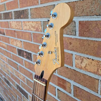 Fender Standard Stratocaster w/ Rosewood Fretboard 2001 - Midnight Wine image 8