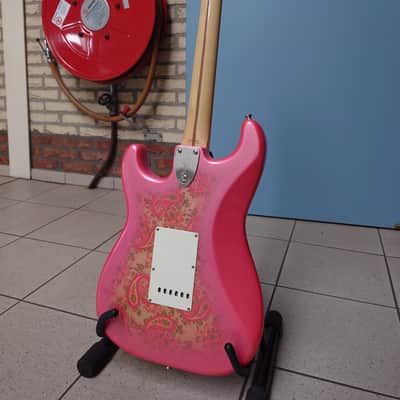 Fender Paisley Stratocaster 72 Made.in Japan 1995 - Pink Paisley image 4