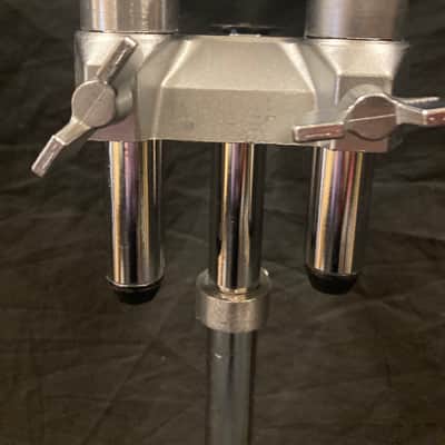 Yamaha - TH-945B Double Tom Mount, 3-Hole Receiver with CL-940 Arms 2000's image 9