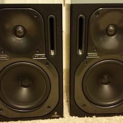 Behringer Truth B2030A 6.75" Powered Studio Monitors (Pair)
