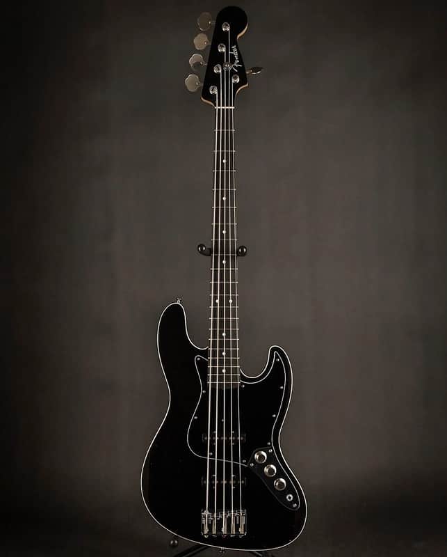 Fender Japan AJB-V Black 5弦ベース Fender Japan AJB-V Black 税込販売価格 ￥89,800- 中古 ルックスと