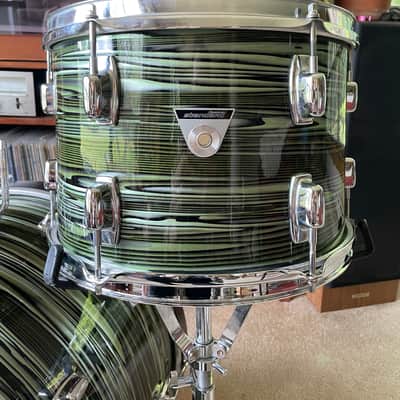 1960’s Ludwig Standard Avocado Strata Drums image 4
