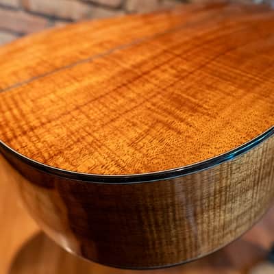 Martin MC-DSM Limited edition, Flamed Koa/Italian Alpine Spruce Mint Condition image 10