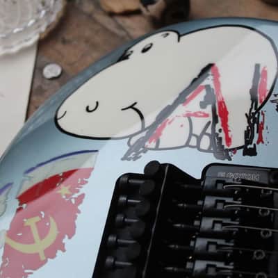 FENDER "Tom Morello "Arm The Homeless", Rosewood Fingerboard, Blue Ice Metallic, Deluxe Black Hardshell" image 9