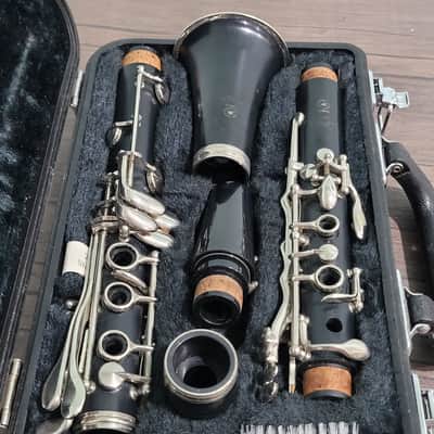 Yamaha YCL-250 Bb Student Clarinet image 13