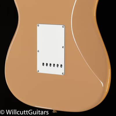 Fender Made in Japan Limited International Color Stratocaster Maple Fingerboard Sahara Taupe (737) image 2