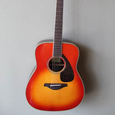 Brand New Yamaha FG830 Dreadnought Acoustic Guitar with Gig Bag - Autumn Burst image 1