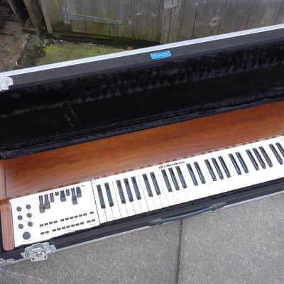 Oberheim OB3 Squared 61-Key Drawbar Organ 1995 - White image 3
