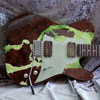 GB Liuteria Traditional Tele walnut burl and resin green image 6